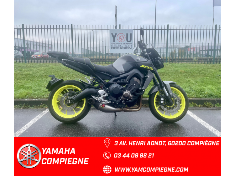 YAMAHA MT-09